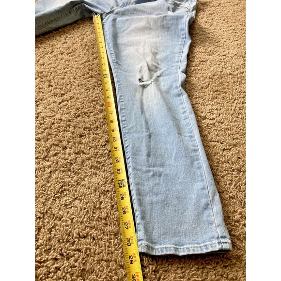 Old Navy Jeans Women's Size: 18 Low Rise Rockstar Super Skinny Light Blue Denim - Picture 6 of 14